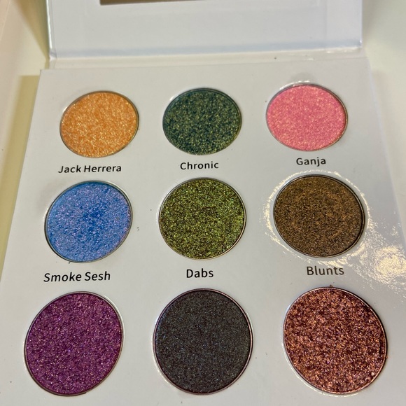 Saints Angels Sinners Cosmetics x Funny Butter Palette - Picture 2 of 2